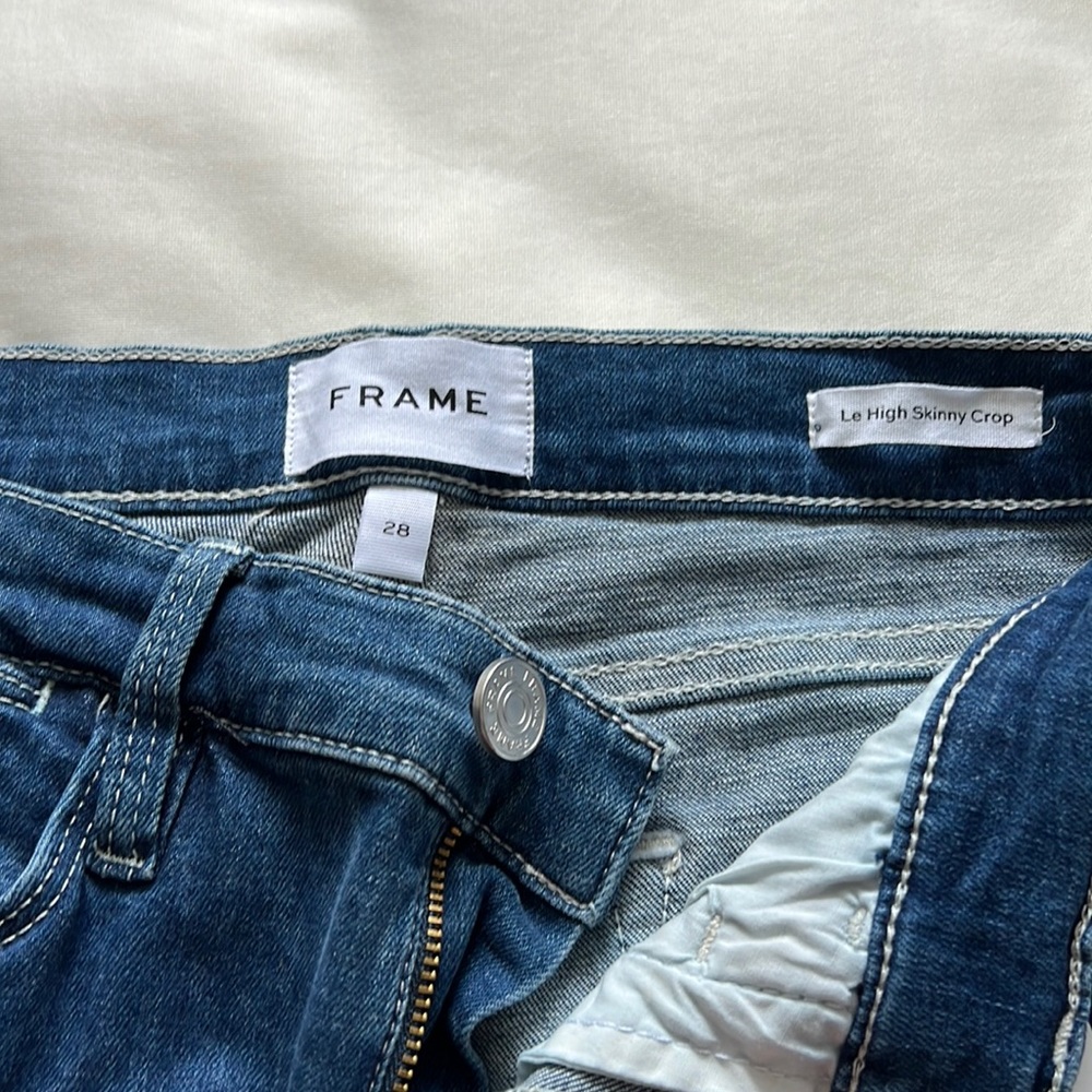 Frame Le High Skinny crop